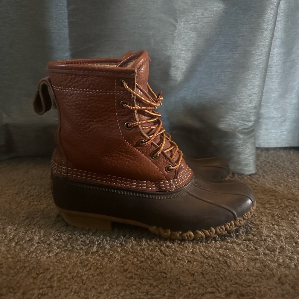 Brown Rain and Snow Boots with Rugged Design and Waterproof Protection